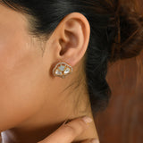 Kundan Elegance Sundari Stud Earrings