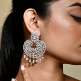 Sparkling Elegance The Queen'S American Diamond Earrings