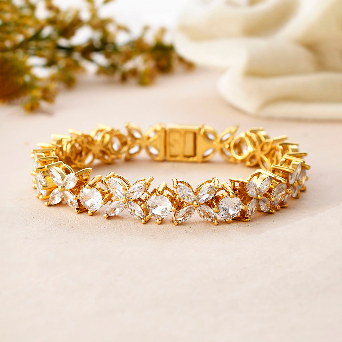 CZ Elegance Marquise Cut White Zirconia Bracelet – VOYLLA